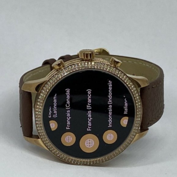 Michael Kors Gen 4 Gold Smart Watch MKT5052 RZ101 display picture 3